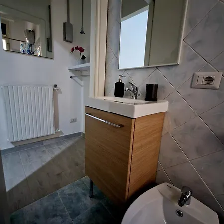 Guest house Tiburtina Keys - Rome